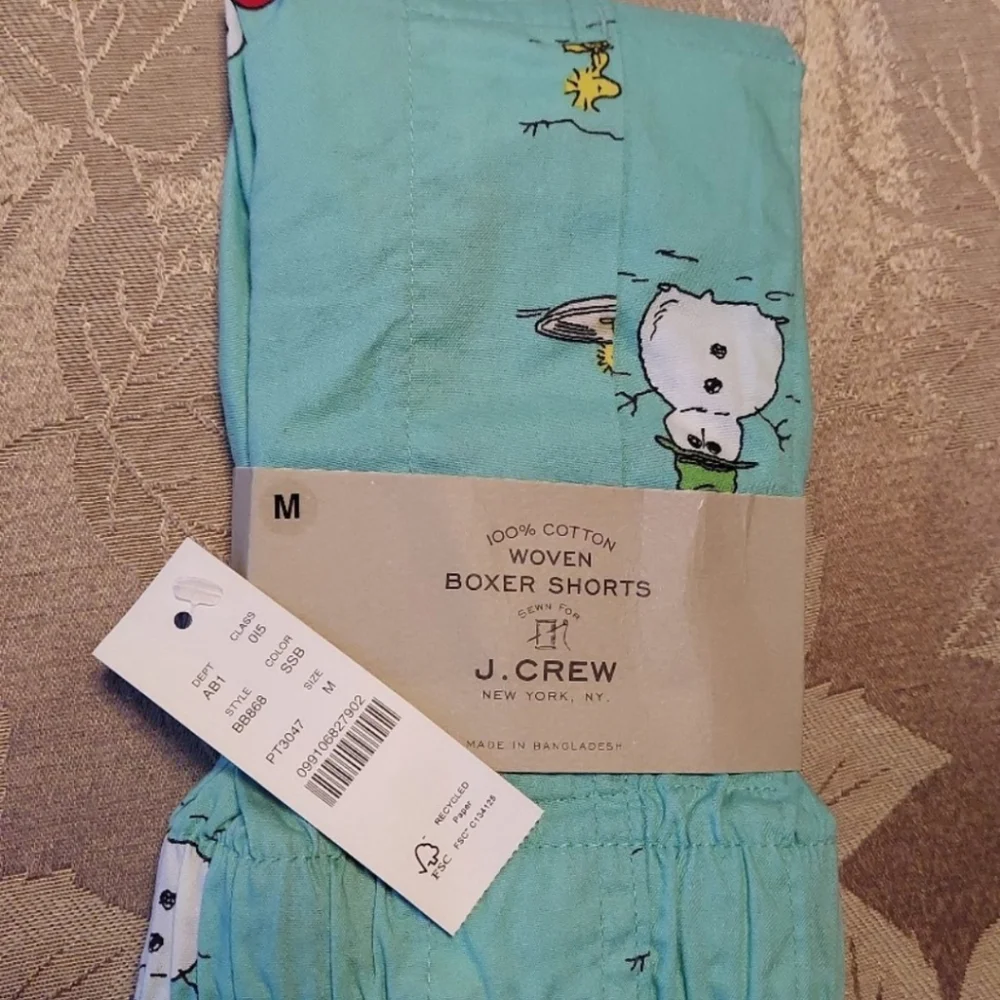 J.CREW Peanuts® X J.Crew boxers  Skating Snoopy Santa MED BNWT RETIRED 2025